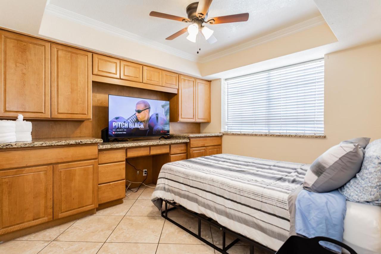 The Vegas Escape - Near The Airport/Strip With Pool Villa Las Vegas Luaran gambar