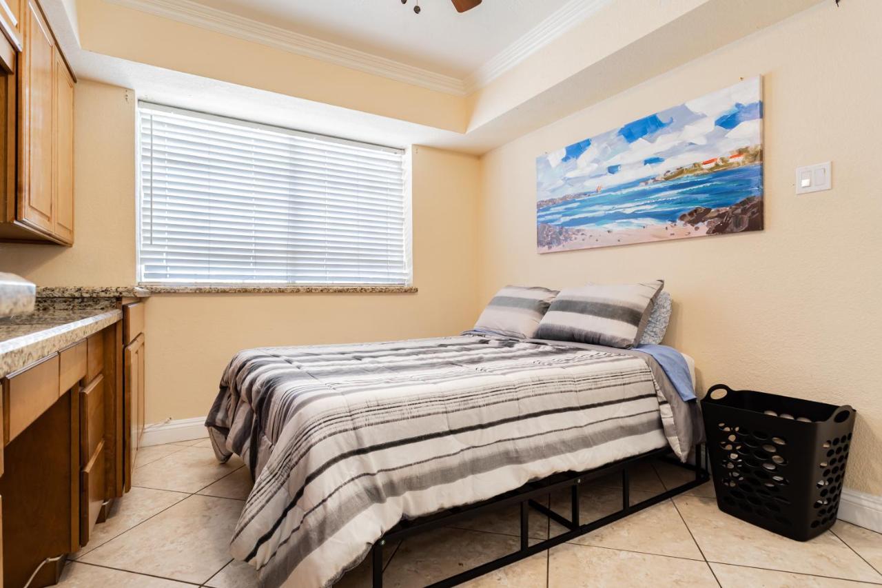 The Vegas Escape - Near The Airport/Strip With Pool Villa Las Vegas Luaran gambar